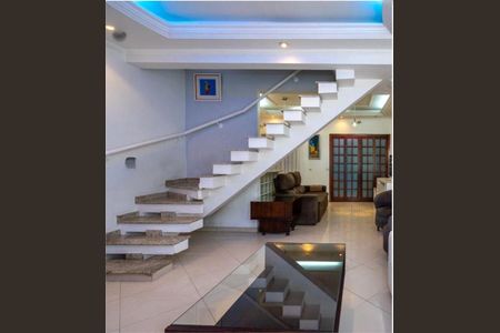 Casa de condomínio à venda com 120m², 3 quartos e 1 vaga