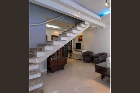 Casa de condomínio à venda com 120m², 3 quartos e 1 vaga