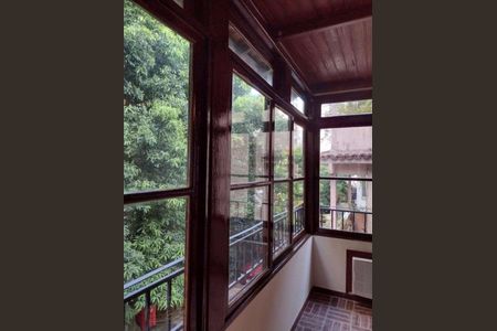 Casa à venda com 270m², 4 quartos e 1 vaga