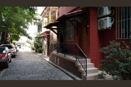 Casa à venda com 270m², 4 quartos e 1 vaga