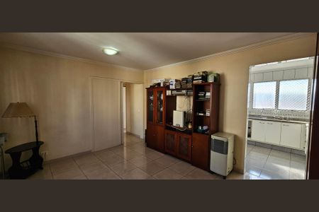 Apartamento para alugar com 90m², 3 quartos e 1 vagaSala