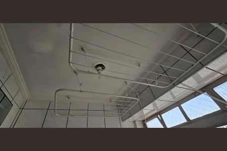 Apartamento para alugar com 90m², 3 quartos e 1 vagaÁrea de Serviço