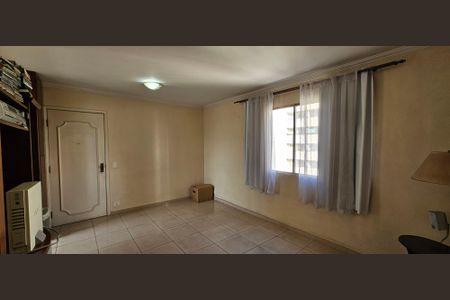 Apartamento para alugar com 90m², 3 quartos e 1 vagaSala