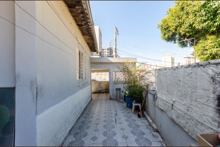 Casa à venda com 144m², 2 quartos e 3 vagasCorredor externo
