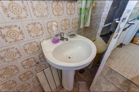 Casa à venda com 144m², 2 quartos e 3 vagasBanheiro