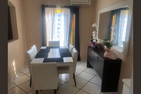 Casa à venda com 3 quartos, 180m² em Jardim das Vertentes, São Paulo