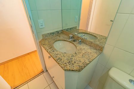 Apartamento para alugar com 55m², 2 quartos e 1 vaga Apartamento para alugar com 55m², 2 quartos e 1 vagaBanheiro