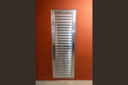 Casa à venda com 75m², 2 quartos e 2 vagasDepósito