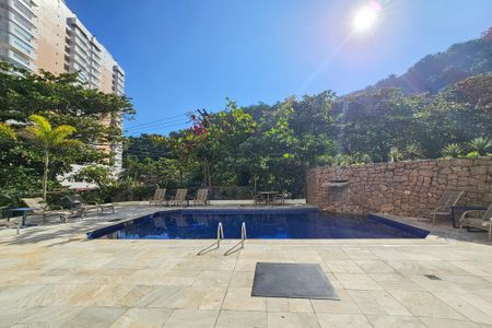 Apartamento para alugar com 95m², 3 quartos e 1 vagaÁrea de Lazer