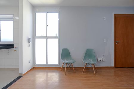 Sala de apartamento para alugar com 2 quartos, 40m² em Vila Sao Paulo, Mogi das Cruzes