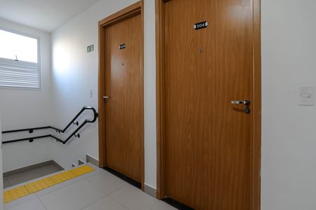 Apartamento para alugar com 40m², 2 quartos e 1 vaga Apartamento para alugar com 40m², 2 quartos e 1 vagaEntrada