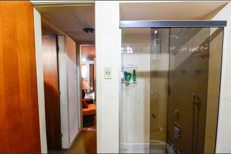 Casa à venda com 200m², 4 quartos e 2 vagas Casa à venda com 200m², 4 quartos e 2 vagasBanheiro da Suíte 3