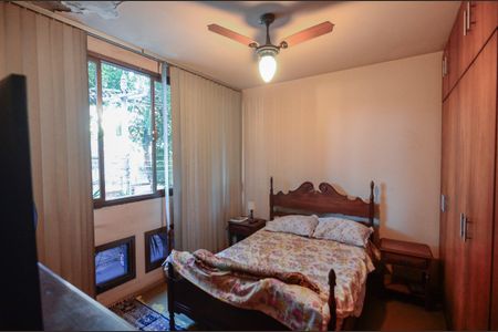 Casa à venda com 200m², 4 quartos e 2 vagas Casa à venda com 200m², 4 quartos e 2 vagasSuíte 3