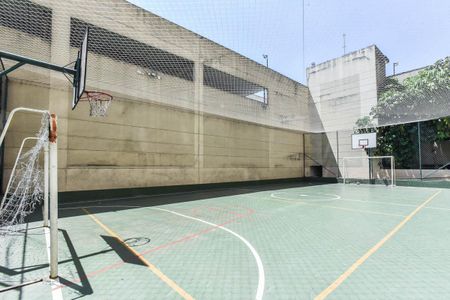 Apartamento à venda com 58m², 2 quartos e 1 vagaÁrea comum