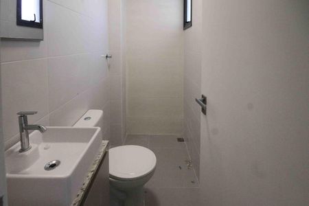 Apartamento para alugar com 47m², 2 quartos e sem vaga Apartamento para alugar com 47m², 2 quartos e sem vagaBanheiro