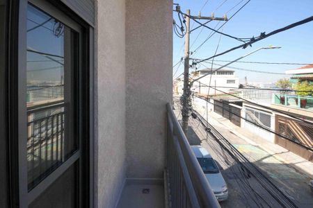 Apartamento para alugar com 47m², 2 quartos e sem vaga Apartamento para alugar com 47m², 2 quartos e sem vagaVaranda