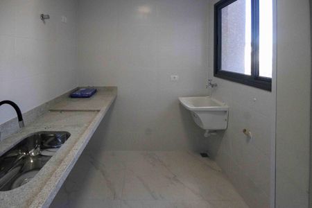 Apartamento para alugar com 47m², 2 quartos e sem vaga Apartamento para alugar com 47m², 2 quartos e sem vagaCozinha e Área de Serviço