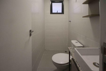 Apartamento para alugar com 47m², 2 quartos e sem vaga Apartamento para alugar com 47m², 2 quartos e sem vagaBanheiro