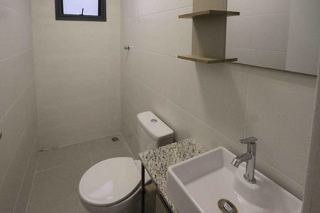 Apartamento para alugar com 47m², 2 quartos e sem vaga Apartamento para alugar com 47m², 2 quartos e sem vagaBanheiro