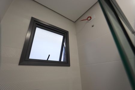 Apartamento para alugar com 47m², 2 quartos e sem vagaBanheiro