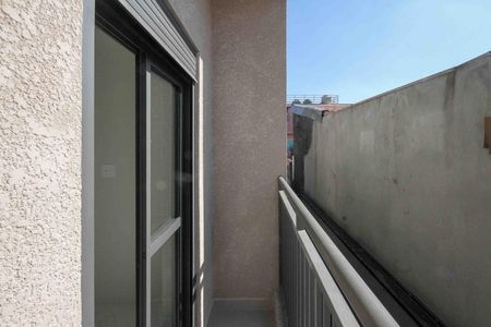 Apartamento para alugar com 45m², 2 quartos e sem vaga Apartamento para alugar com 45m², 2 quartos e sem vagaVaranda do Quarto 2