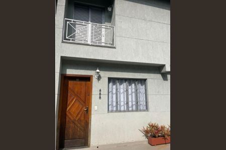 Casa à venda com 120m², 2 quartos e 2 vagas Casa à venda com 120m², 2 quartos e 2 vagasFoto 01