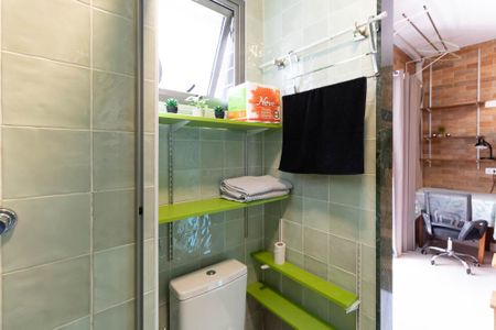 Studio para alugar com 32m², 1 quarto e 1 vaga Studio para alugar com 32m², 1 quarto e 1 vagaBanheiro