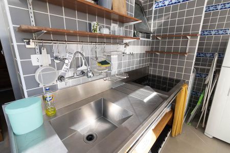 Studio para alugar com 32m², 1 quarto e 1 vaga Studio para alugar com 32m², 1 quarto e 1 vagaCozinha