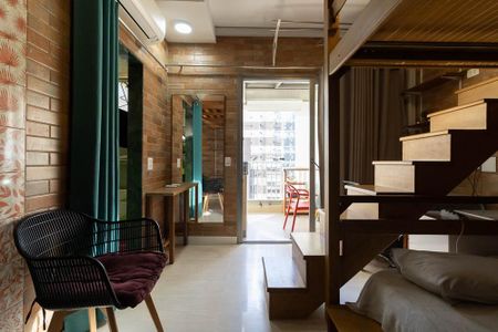 Studio para alugar com 32m², 1 quarto e 1 vaga Studio para alugar com 32m², 1 quarto e 1 vagaStudio