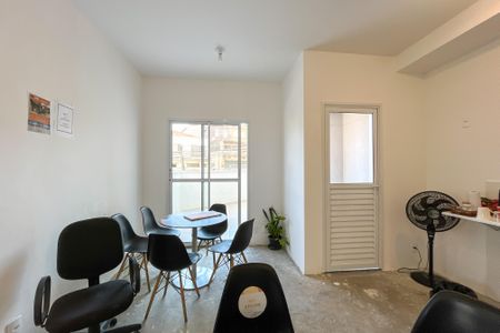 Apartamento à venda com 61m², 2 quartos e 1 vagaSala/Cozinha