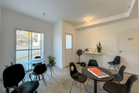 Apartamento à venda com 61m², 2 quartos e 1 vagaSala/Cozinha