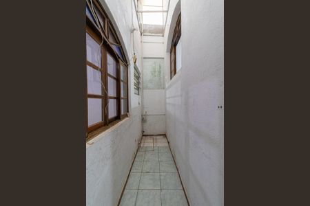 Casa para alugar com 100m², 2 quartos e sem vagaCorredor