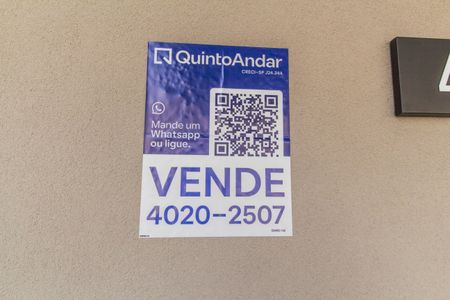 Casa de condomínio à venda com 230m², 3 quartos e 3 vagas Casa de condomínio à venda com 230m², 3 quartos e 3 vagasPlaca