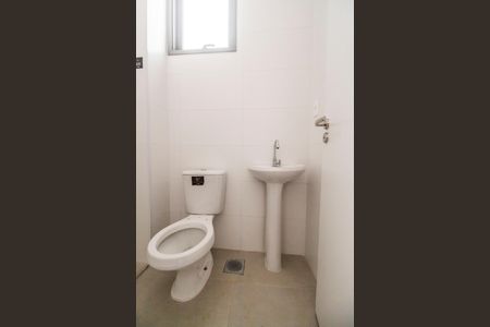 Casa de condomínio à venda com 230m², 3 quartos e 3 vagas Casa de condomínio à venda com 230m², 3 quartos e 3 vagasBanheiro de serviço