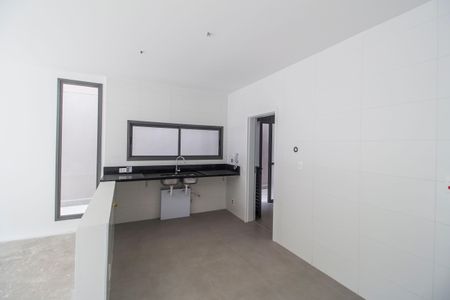 Casa de condomínio à venda com 230m², 3 quartos e 3 vagas Casa de condomínio à venda com 230m², 3 quartos e 3 vagasCozinha