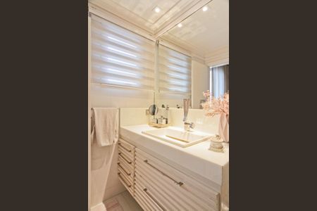 Apartamento à venda com 130m², 3 quartos e 4 vagasBanheiro da Suíte 3