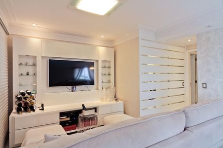 Apartamento à venda com 130m², 3 quartos e 4 vagasSala