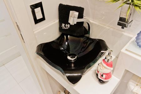 Apartamento à venda com 130m², 3 quartos e 4 vagasLavabo