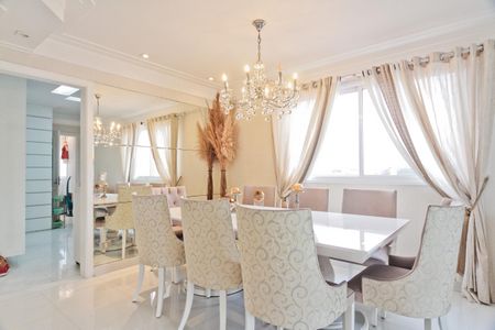 Apartamento à venda com 130m², 3 quartos e 4 vagasSala