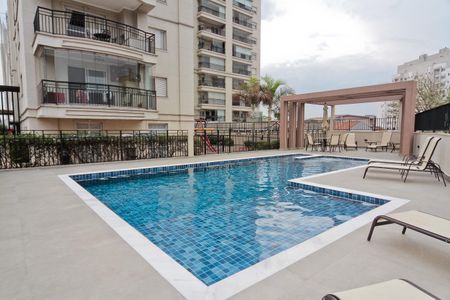 Apartamento à venda com 130m², 3 quartos e 4 vagasÁrea comum - Piscina