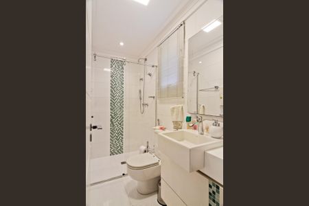 Apartamento à venda com 130m², 3 quartos e 4 vagasBanheiro da Suíte 1