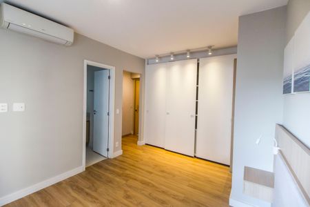 Apartamento à venda com 78m², 2 quartos e 2 vagasSuíte 1