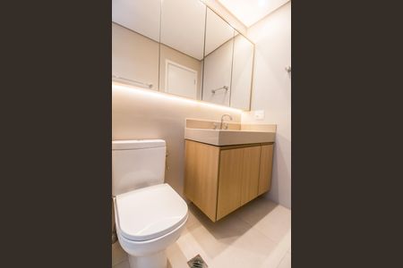 Apartamento à venda com 78m², 2 quartos e 2 vagasBanheiro da Suíte 1