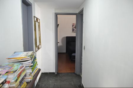 Apartamento à venda com 80m², 2 quartos e 1 vagaCorredor