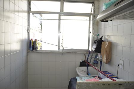 Apartamento à venda com 80m², 2 quartos e 1 vagaÁrea de Serviço