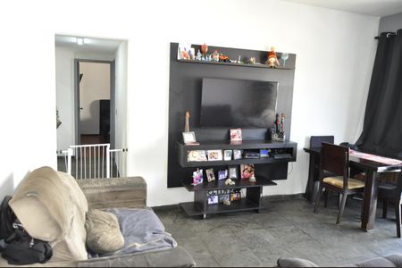 Apartamento à venda com 80m², 2 quartos e 1 vagaSala