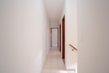 Casa à venda com 200m², 3 quartos e 2 vagasCorredor