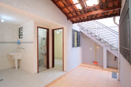 Casa à venda com 200m², 3 quartos e 2 vagasQuintal
