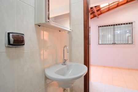 Casa à venda com 200m², 3 quartos e 2 vagasBanheiro de serviço