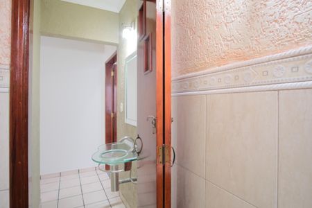 Casa à venda com 200m², 3 quartos e 2 vagasLavabo